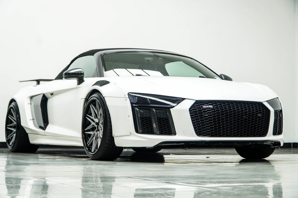 Used 2018 Audi R8 V10 AWD/4WD image 14