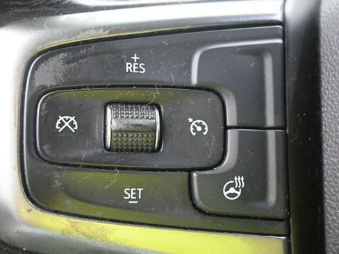 Used 2020 Chevrolet Silverado 1500 RST AWD/4WD image 21