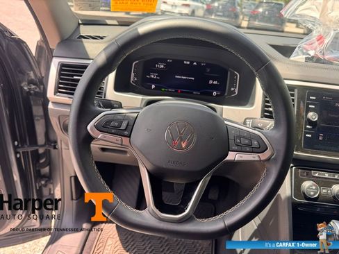 Used 2023 Volkswagen Atlas SE AWD/4WD image 17