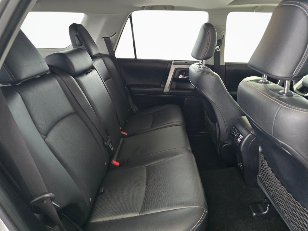 Used 2021 Toyota 4Runner Limited AWD/4WD image 40