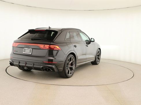 New 2026 Audi RS Q8 performance image 6