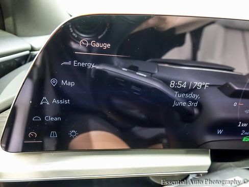 New 2025 Cadillac Lyriq Luxury image 13