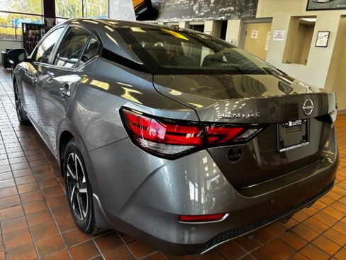 Used 2024 Nissan Sentra SV image 7