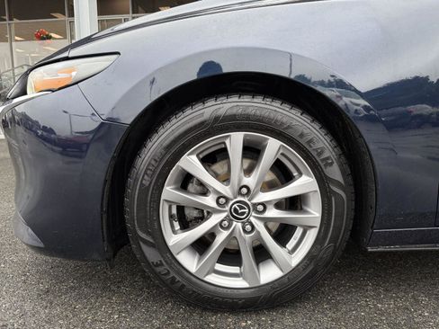Used 2019 MAZDA MAZDA3 Sedan image 10