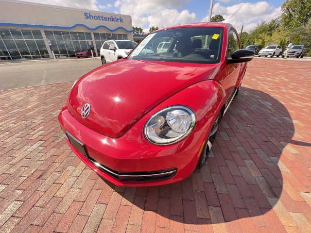 Used 2012 Volkswagen Beetle 2.0T FWD image 26