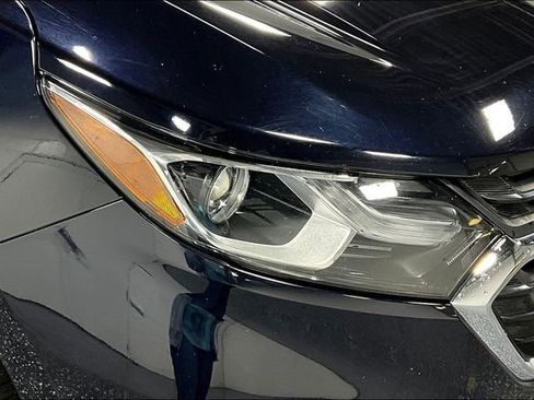 Used 2021 Chevrolet Equinox LT w/ Driver Convenience Package image 29