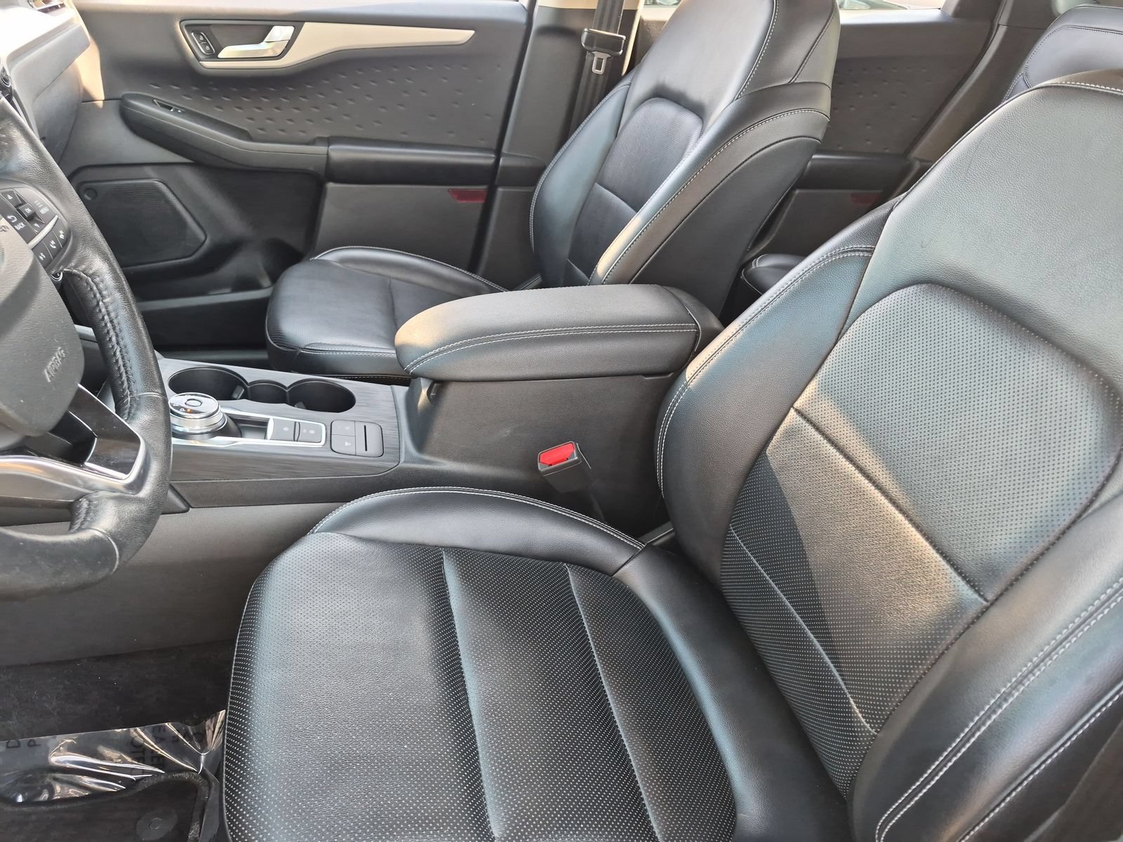 Used 2020 Ford Escape SEL AWD/4WD image 17