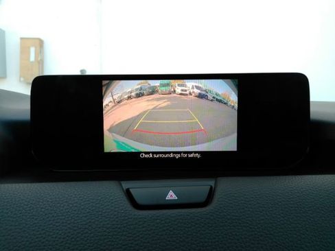 Used 2024 MAZDA CX-90 Plug-In Hybrid w/ Preferred image 10