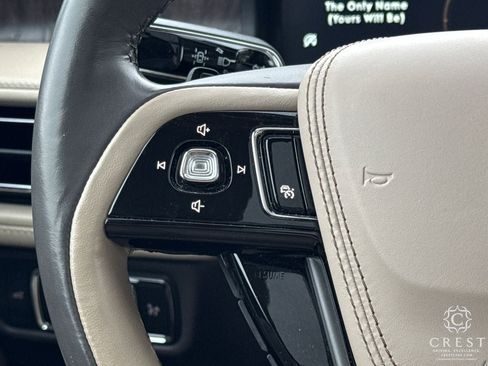 Used 2022 Lincoln Aviator Reserve w/ Equipment Group 201A image 18