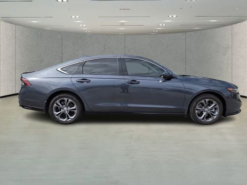 Used 2024 Honda Accord EX-L image 31