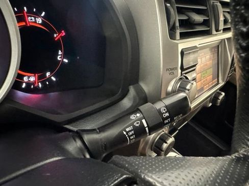 Used 2012 Toyota 4Runner Limited AWD/4WD image 40