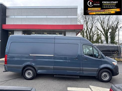 Used 2019 Mercedes-Benz Sprinter 170 image 23