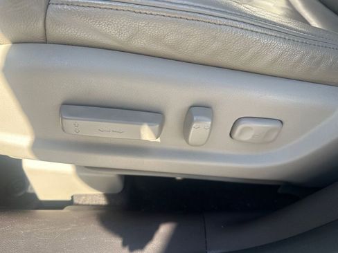 Used 2013 Honda CR-V EX-L image 17