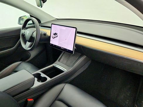 Used 2021 Tesla Model Y Long Range AWD/4WD image 29