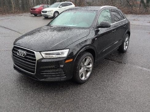 Used 2016 Audi Q3 2.0T Prestige w/ Prestige Package image 3