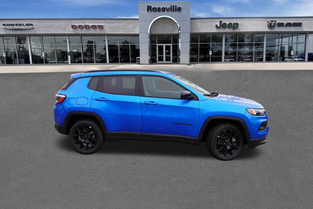 New 2026 Jeep Compass Latitude AWD/4WD image 3