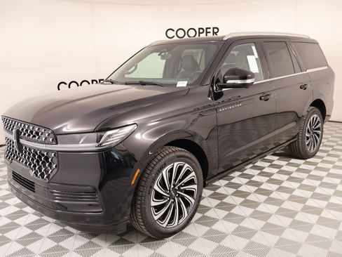 New 2026 Lincoln Navigator Black Label AWD/4WD image 10