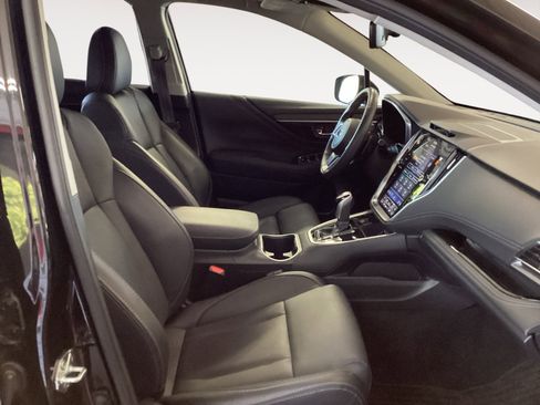 Certified 2024 Subaru Outback Limited AWD/4WD image 15