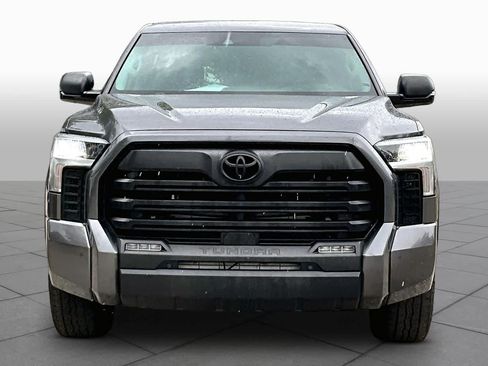 Used 2024 Toyota Tundra SR5 w/ SR5 Convenience Package RWD image 4