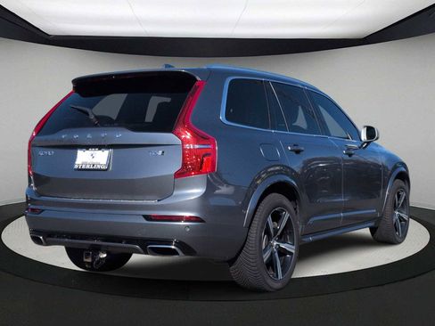 Used 2017 Volvo XC90 T6 R-Design w/ Vision Package image 8