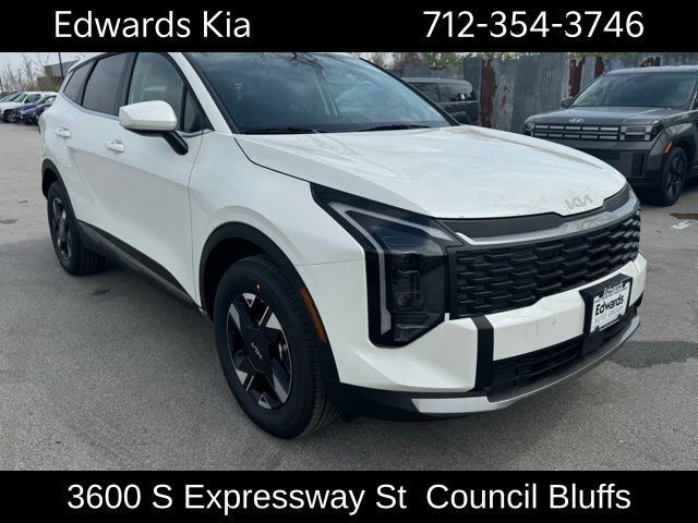 New 2026 Kia Sportage LX AWD/4WD image 3