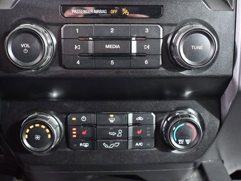 Used 2020 Ford F150 XLT w/ Equipment Group 302A Luxury image 28