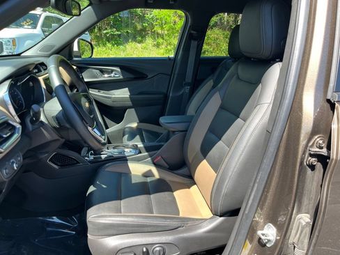 Used 2021 Chevrolet TrailBlazer ACTIV w/ Sun and Liftgate Package AWD/4WD image 9