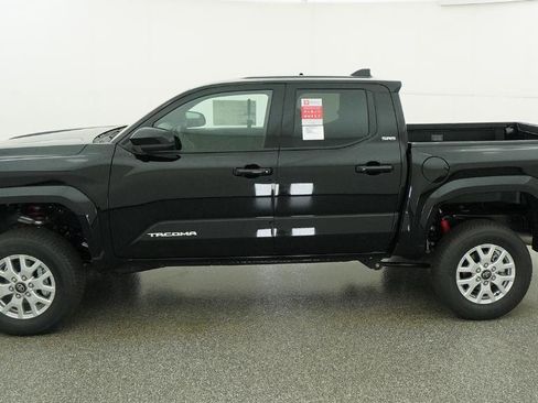 New 2026 Toyota Tacoma SR5 AWD/4WD image 30