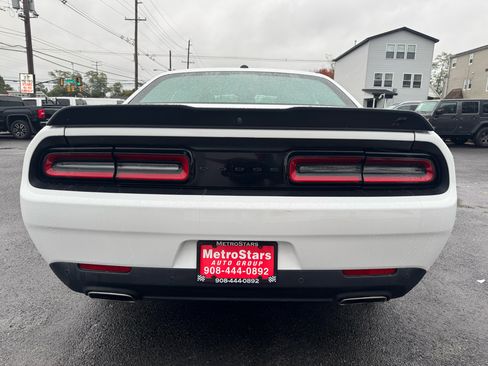 Used 2021 Dodge Challenger GT w/ Driver Convenience Group image 5