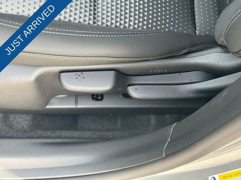 New 2026 Chevrolet Trax LT w/ Driver Confidence Package image 12