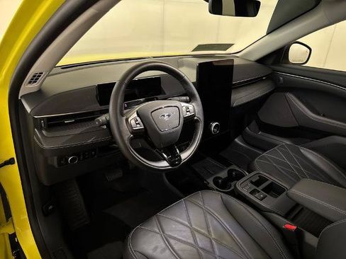 Certified 2025 Ford Mustang Mach-E Select AWD/4WD image 4