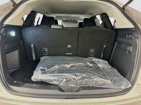 Used 2024 MAZDA CX-90 Plug-In Hybrid w/ Preferred image 32