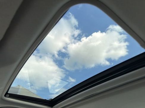 Used 2011 Toyota Camry XLE w/ XLE Extra-Value Pkg #2 image 27