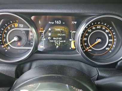 Used 2021 Jeep Gladiator Overland w/ Popular Equipment Package