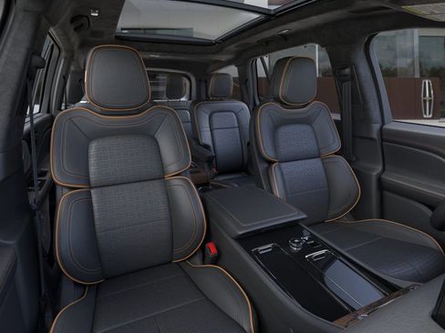 New 2026 Lincoln Aviator Black Label w/ Jet Appearance Package image 10