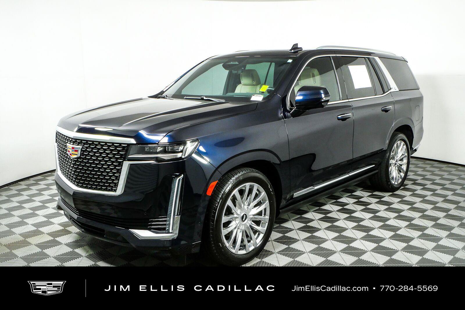 Used 2023 Cadillac Escalade Premium Luxury w/ Performance Package RWD image 27
