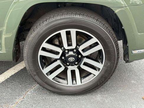 Used 2022 Toyota 4Runner Limited image 25