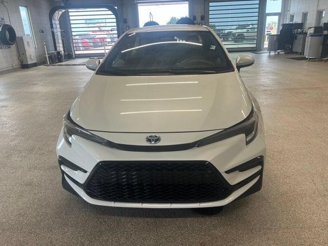 Used 2024 Toyota Corolla SE AWD/4WD image 2