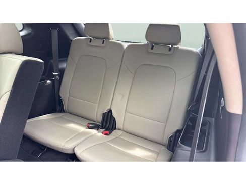 Used 2015 Hyundai Santa Fe GLS w/ Option Group 03 AWD/4WD image 13