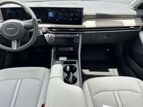 New 2026 Hyundai Sonata SEL FWD image 17