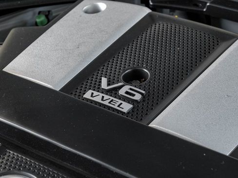 Used 2020 Nissan 370Z Coupe image 42