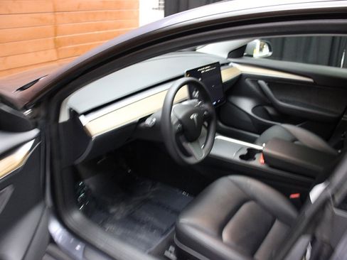 Used 2023 Tesla Model 3 Long Range image 18