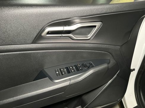 New 2026 Kia Sportage LX image 14