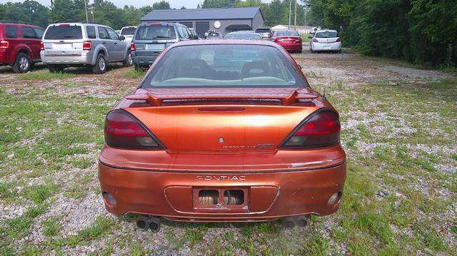Used 2004 Pontiac Grand Am GT FWD image 8
