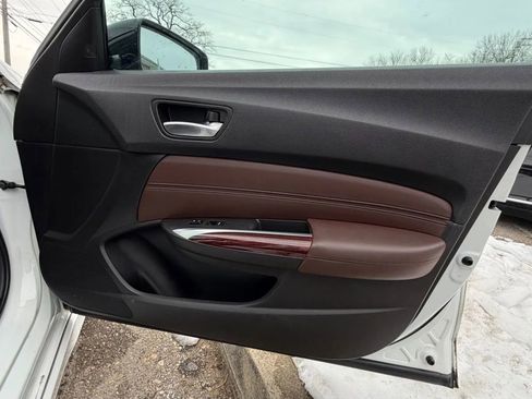 Used 2016 Acura TLX w/ Technology Package FWD image 17