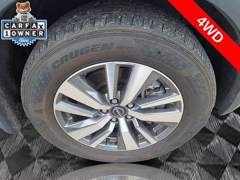 Used 2023 Nissan Pathfinder SL AWD/4WD image 9