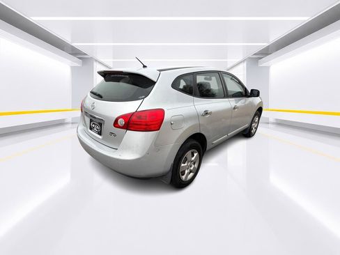 Used 2012 Nissan Rogue S FWD image 4