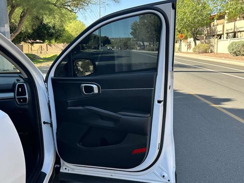 Used 2022 Kia Sorento S w/ Panoramic Sunroof Package FWD image 54