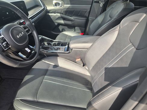 Used 2024 Kia Sorento SX AWD/4WD image 19