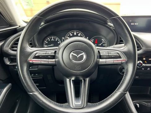 Used 2021 MAZDA MAZDA3 s image 24
